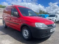 Used Vauxhall Combo 75 HP (55 kW) 2011 Red MPV