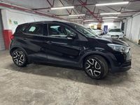 Used Renault Captur Dynamique 90 HP (66 kW) 2015 Black SUV