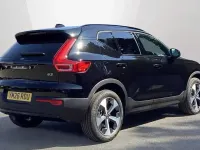 New Volvo XC40 Plus 161 HP (118 kW) 2027 SUV