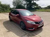 Used Nissan Pulsar Acenta 115 HP (84 kW) 2017 Red Hatchback