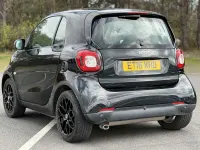 Usado Smart ForTwo Coupé Edition Black 71 HP (52 kW) 2016 Preto Coupé