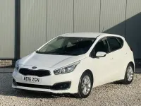 Used Kia Ceed 136 HP (100 kW) 2016 White Hatchback