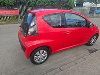 Usado Citroën C1 VTR Sport 68 HP (50 kW) 2010 Vermelho Citadino