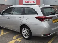 Used Toyota Auris Touring Sports Business Edition 136 HP (100 kW) 2017 Silver Estate