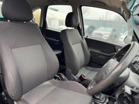 Used Vauxhall Meriva 89 HP (65 kW) 2006 Purple MPV