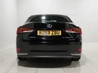 Usado Lexus IS300h 223 CV (164 kW) 2019 Negro Berlina