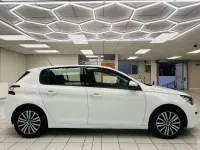 Used Peugeot 308 Access 110 HP (80 kW) 2017 White Hatchback