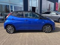 Used Toyota Aygo X-clusiv 70 HP (51 kW) 2021 Blue Hatchback