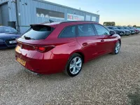 Begagnad Seat Leon FR 130 HK (95 kW) 2020 Röd Kombi