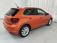 Usado VW Polo SEL 2018 Laranja Citadino