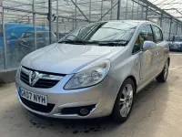 Used Vauxhall Corsa Design Edition 90 HP (66 kW) 2007 Silver Hatchback