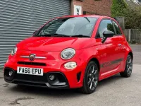 Begagnad Abarth 595 2017 Röd Halvkombi