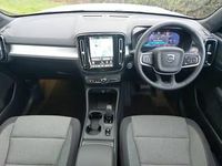 New Volvo XC40 Core 163 HP (119 kW) 2025 Blue SUV