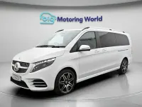 Used Mercedes V300 AMG line 237 HP (174 kW) 2023 White MPV