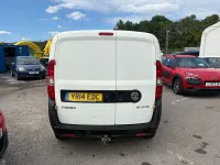 Used Vauxhall Combo 105 HP (77 kW) 2014 White MPV