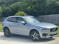 Used Volvo XC60 R-Design 190 HP (139 kW) 2018 Silver SUV