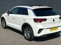 Usado VW T-Roc R-line 150 HP (110 kW) 2025 Cinzento SUV