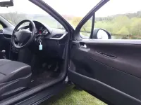 Second-hand Peugeot 207 Envy 2011 Negru Hatchback