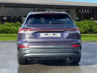 Nuevo Audi Q4 e-tron Black Edition 150 kW (204 CV) 2026 Púrpura SUV