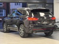 Usado VW Touareg R-line 286 CV (210 kW) 2019 Negro SUV
