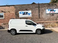 Used Peugeot Partner 2019 White MPV