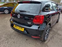 Begagnad VW Polo Edition 60 HK (44 kW) 2017 Svart Halvkombi
