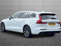 Used Volvo V60 Momentum 197 HP (144 kW) 2021 Ice white Estate