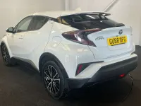 Used Toyota C-HR 122 HP (89 kW) 2018 White SUV