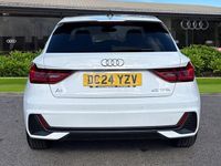 Begagnad Audi A1 S-Line 95 HK (69 kW) 2024 Vit SUV