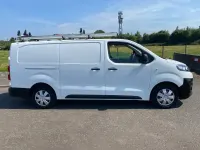 Used Citroën Dispatch 100 HP (73 kW) 2019 White MPV