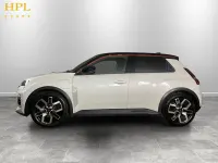 Used Renault 5 E-Tech Komfort 110 kW (150 HP) 2025 White Hatchback