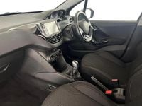 Used Peugeot 208 Allure 82 HP (60 kW) 2017 Grey Hatchback