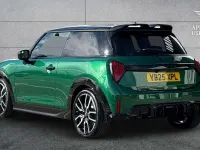 Used Mini Cooper S Hatch 201 HP (147 kW) 2025 Green Hatchback