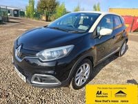 Used Renault Captur Dynamique 90 HP (66 kW) 2015 Black/cream SUV