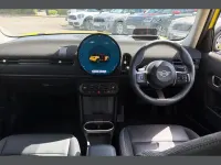 Used Mini Cooper Classic 200 HP (147 kW) 2024 Yellow Hatchback