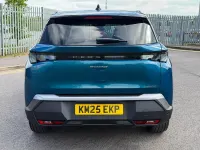 Second-hand Peugeot 5008 GTi 134 CP (98 kW) 2025 Albastru SUV