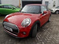 Used Mini ONE Hatch 102 HP (75 kW) 2015 Red Hatchback