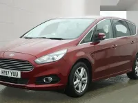 Used Ford S-MAX Titanium 180 HP (132 kW) 2017 Red MPV