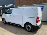 Używany Vauxhall Vivaro 2022 Biały Minivan
