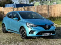 Used Renault Clio V Version S 90 HP (66 kW) 2021 Blue Hatchback