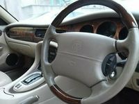 Used Jaguar XJ 290 HP (213 kW) 2001 Sedan