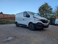 Used Renault Trafic Business 2018 White MPV