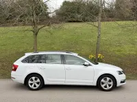 Used Skoda Octavia SE Technology 116 HP (85 kW) 2019 White Estate