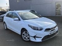 Used Kia Ceed 2022 White Hatchback