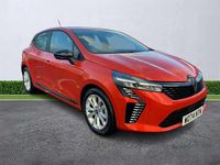 Used Renault Clio V Evolution 90 HP (66 kW) 2025 Orange Hatchback