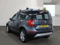 Used Skoda Yeti SE L 110 HP (80 kW) 2015 Grey SUV