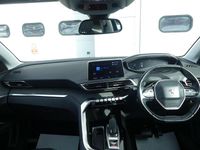 Used Peugeot 3008 Allure 129 HP (94 kW) 2018 Black SUV