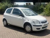 Used Toyota Yaris T2 2004 White Hatchback