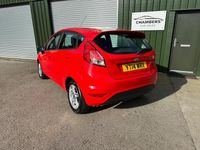 Used Ford Fiesta Style 82 HP (60 kW) 2014 Red Hatchback