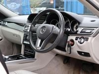 Used Mercedes E220 SE 2013 White Estate